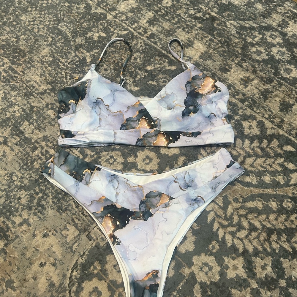 SHEIN 2 piece size XL.  Never worn